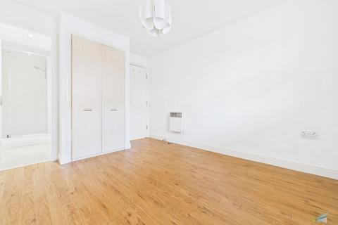 undefined, Brackenthorpe Court, Wirral CH63