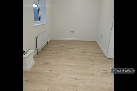 2 bedroom flat to rent, East India Dock Road, London, E14