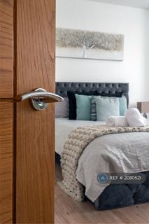 2 bedroom flat to rent, Woodside Road, London, N22
