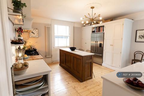 4 bedroom flat to rent, Sandrock Road, Tunbridge Wells, TN2