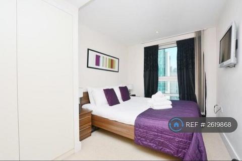 undefined, St. George Wharf, London, SW8