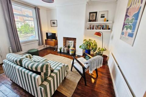 undefined, Morris View, Leeds LS5