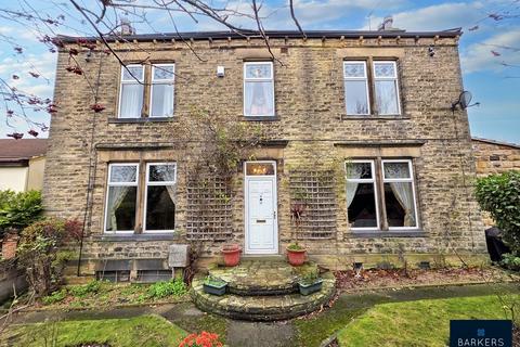 4 bedroom detached house for sale, Halifax Road, Batley