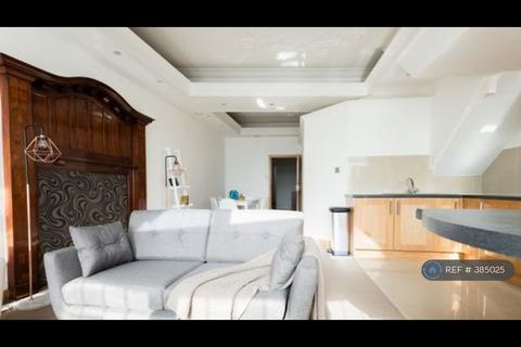 3 bedroom flat to rent, College Green, Bristol, BS1