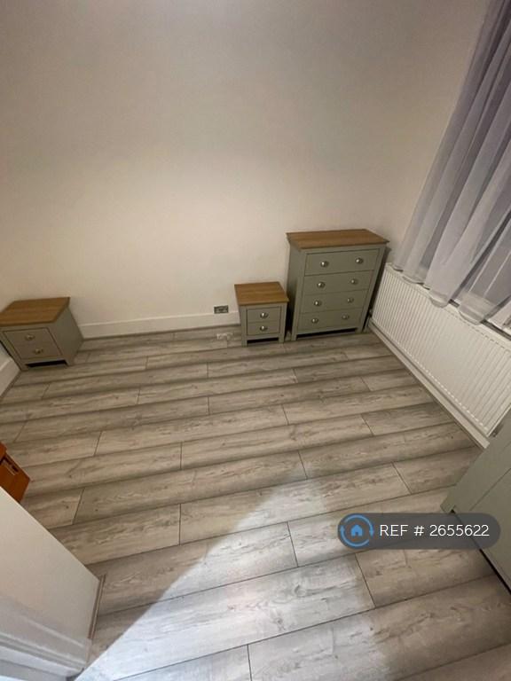 Double Bedroom 1