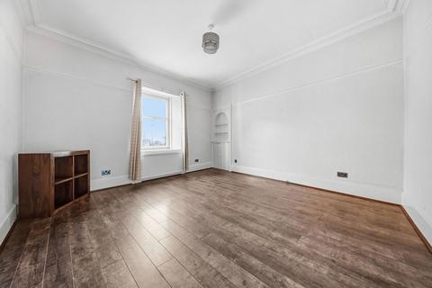 undefined, Mill Street, Alloa FK10