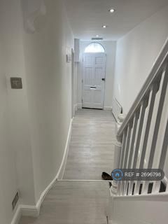 1 bedroom in a house share to rent, Maldon Road, Colchester, CO3