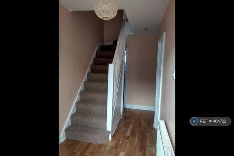 3 bedroom terraced house to rent, Shortlands Close, London, N18