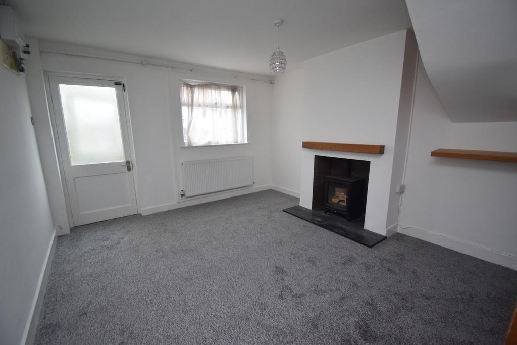Living Room (2)