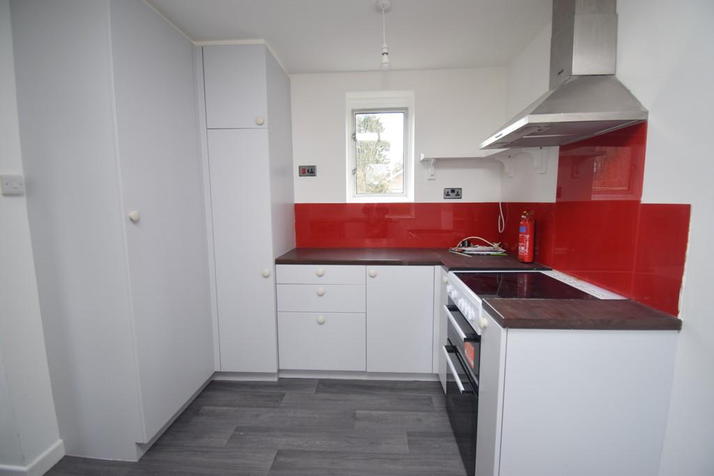 Kitchen (2)