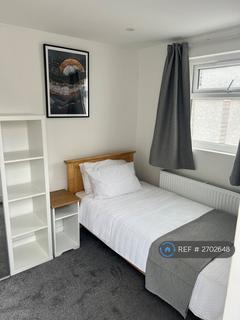 undefined, Pier Road, Gravesend, DA11