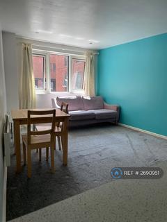 2 bedroom flat to rent, East Street, Leeds, LS9