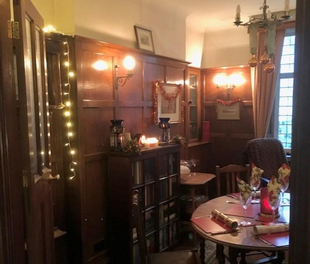 Dining Room (Vendor photo)