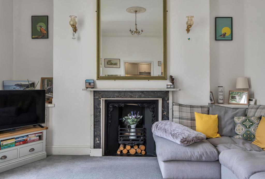 1386047-10-692d7e...