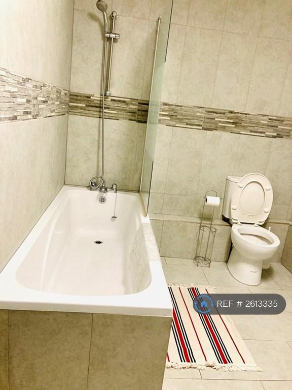 Family Bathroom Nr 2