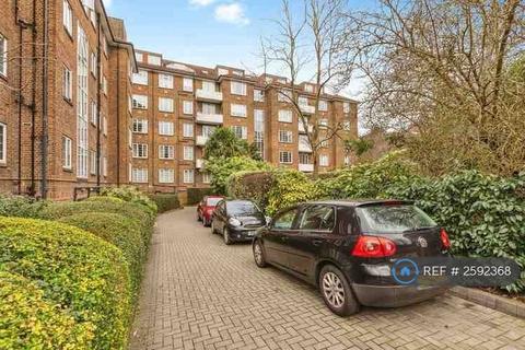 3 bedroom flat to rent, Heathway Court, London, NW3