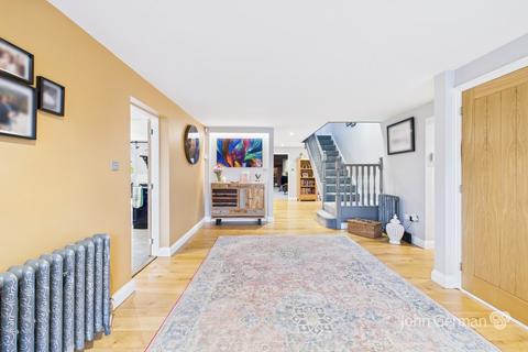5 bedroom detached house for sale, Malthouse Lane, Foston