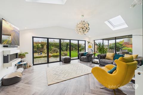 5 bedroom detached house for sale, Malthouse Lane, Foston