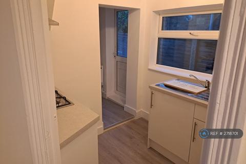 1 bedroom flat to rent, Cambus Road, London, E16