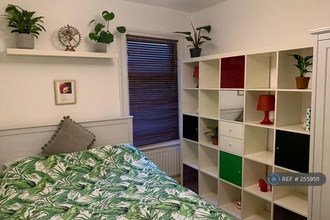 1 bedroom flat to rent, Scales Road, London, N17