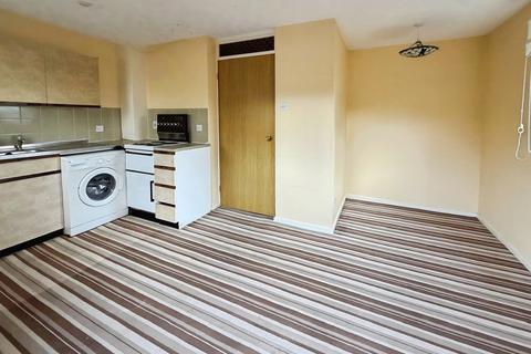 undefined, 46 Well Close Rise, LS7