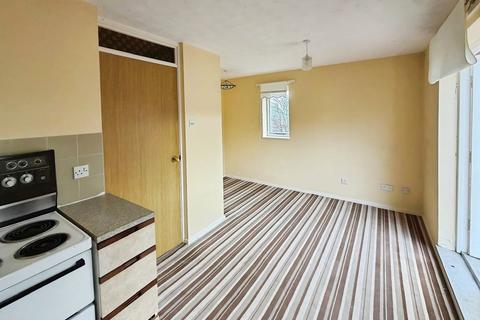 undefined, 46 Well Close Rise, LS7