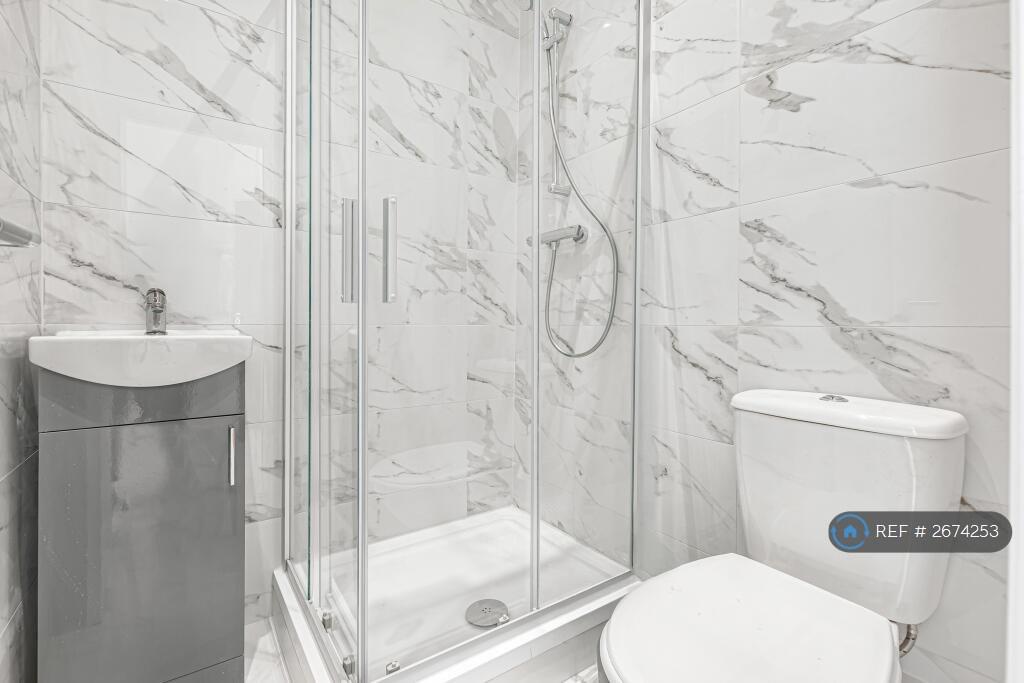 Shower-Room