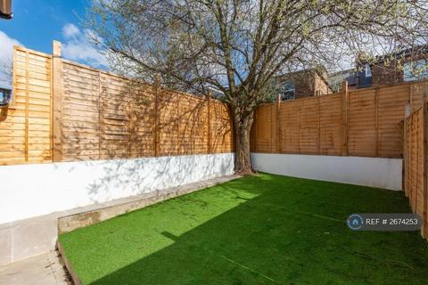 1 bedroom flat to rent, Rucklidge Avenue, London, NW10