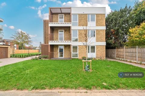 1 bedroom flat to rent, Harlequin Road, Teddington, TW11
