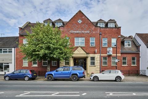 Office to rent - Forward House, High Street, Henley-in-Arden