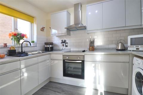 undefined, The Rowans, Surrey GU22
