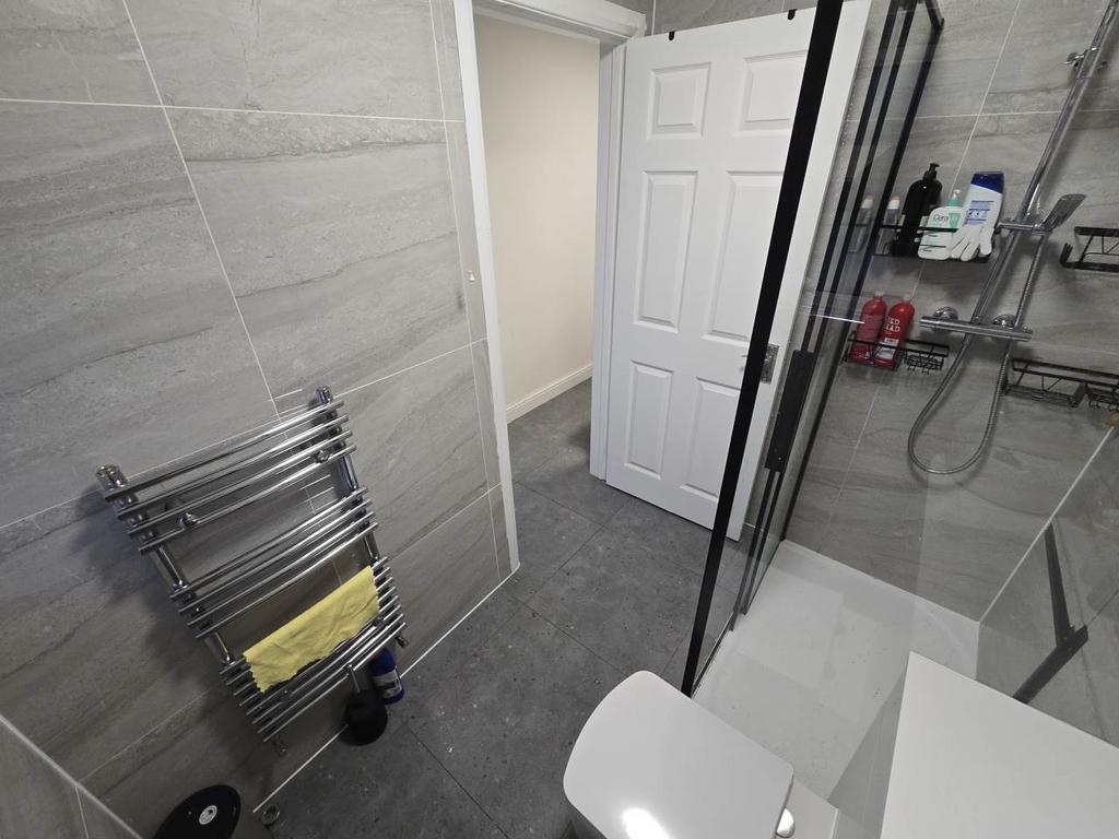 Ground floor shower