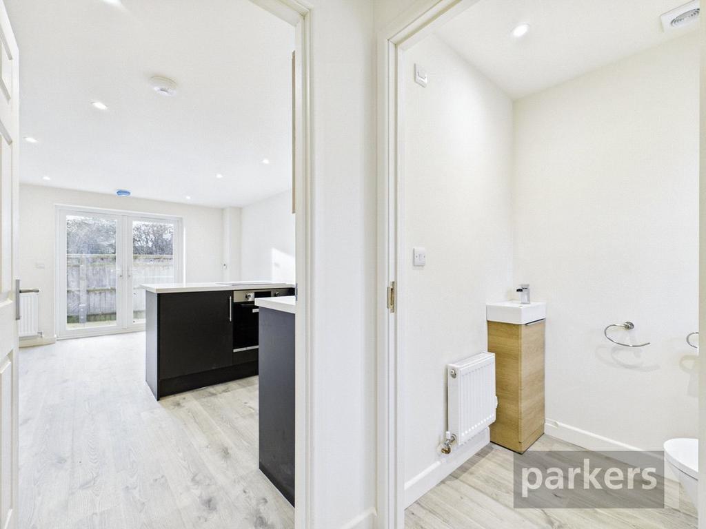 Entrance/Kitchen/Wc