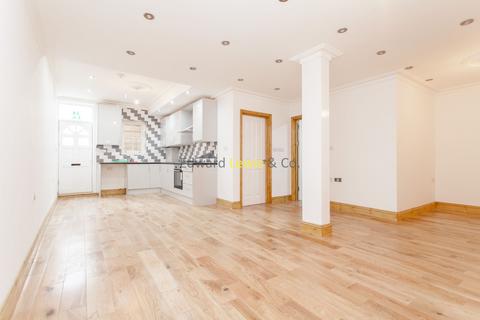 3 bedroom flat to rent, Alkham Road, London N16