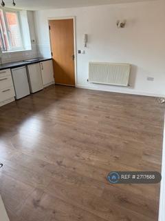 2 bedroom flat to rent, Titchfield Terrace, Hucknall, Nottingham, NG15