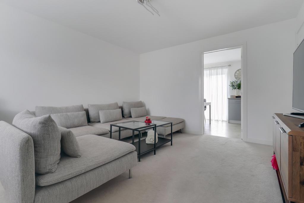 3- Ryan Clarke Ewe Move Pontefract