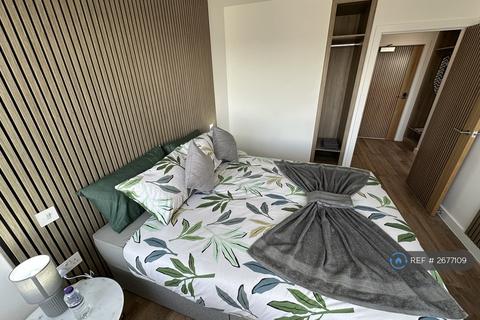 1 bedroom flat to rent, Royal London House, Bournemouth, BH1