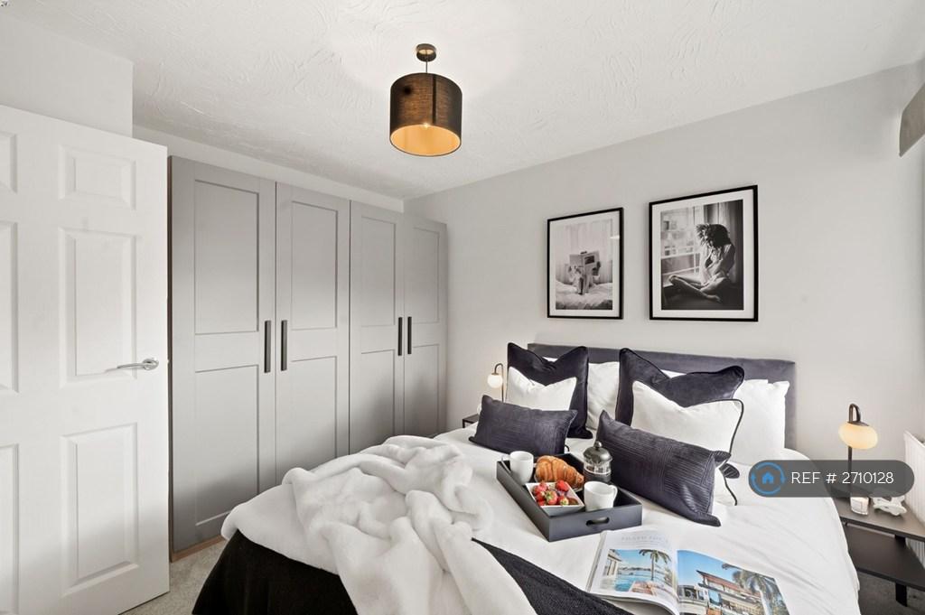 Comfortable Bedroom