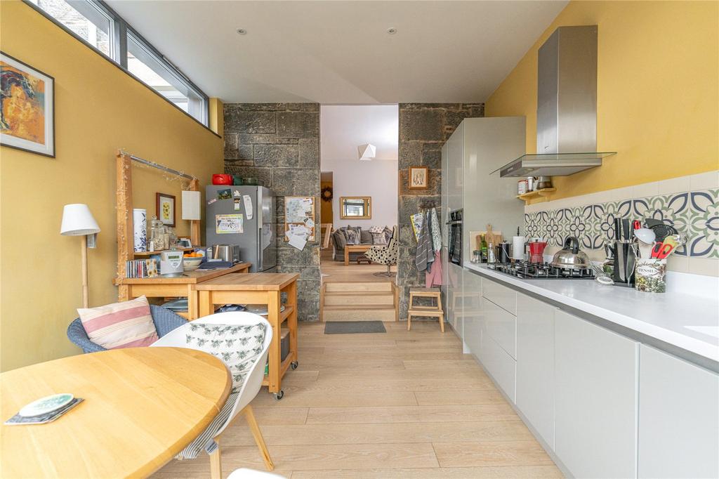 Dining Kitchen Alt