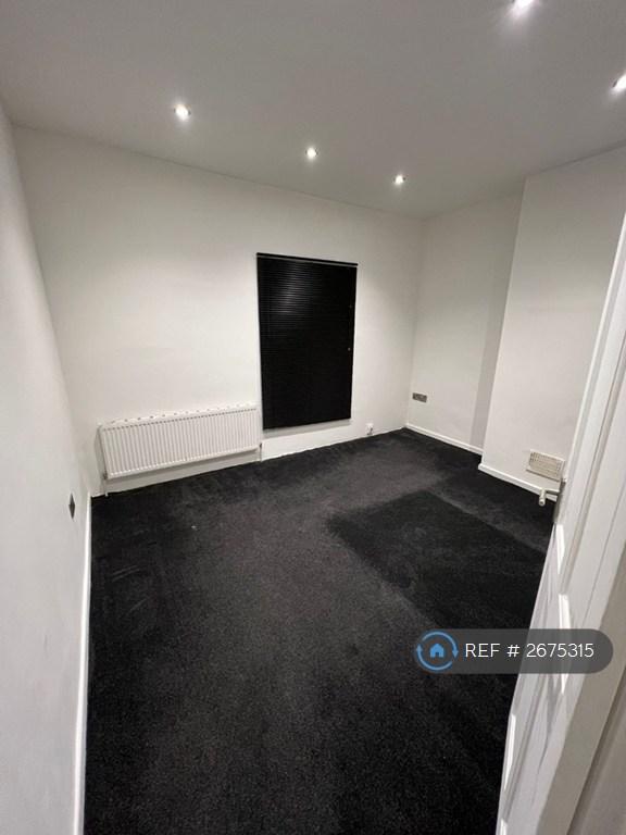 Bedroom (Master)