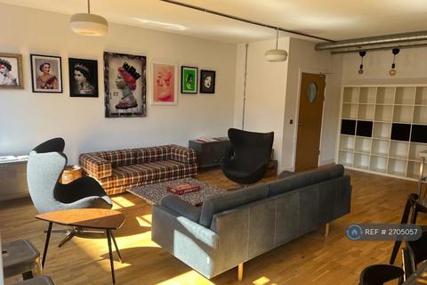 3 bedroom flat to rent, Wilder Street, Bristol, BS2