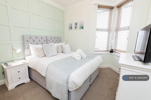 2 bedroom flat to rent, Saint Michael's Road, Bournemouth, BH2