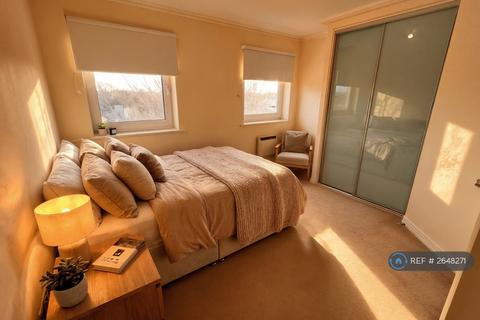 2 bedroom flat to rent, Winterthur Way, Basingstoke, RG21