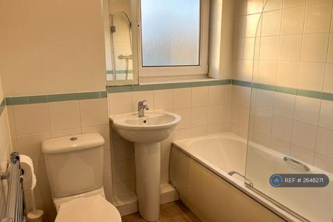 2 bedroom flat to rent, Winterthur Way, Basingstoke, RG21
