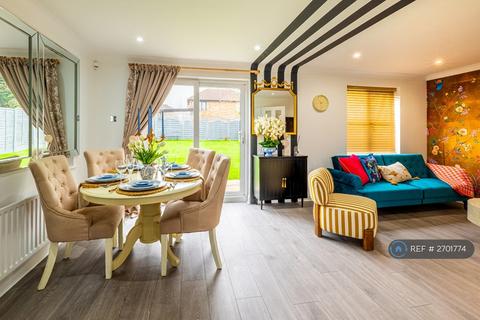 undefined, Keaton Close, Crownhill, Milton Keynes, MK8