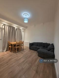 1 bedroom in a house share to rent, Maxted Road, London, SE15