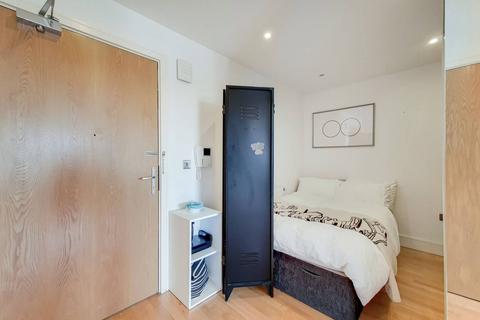 Studio to rent, Pinner Road, HA1, Harrow, HA1