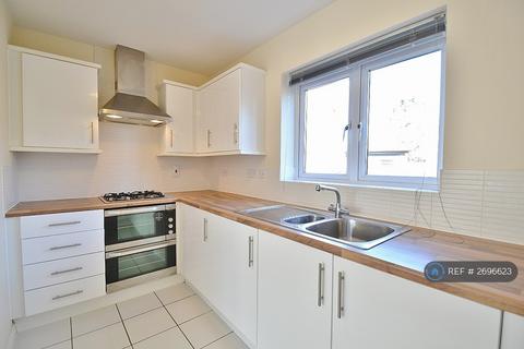 2 bedroom flat to rent, Topper Street, Cambridge, CB4
