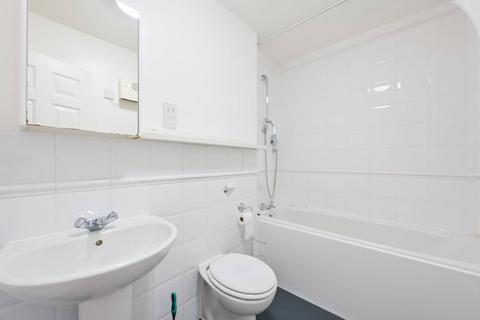undefined, Sheerness Mews, Silvertown, London, E16