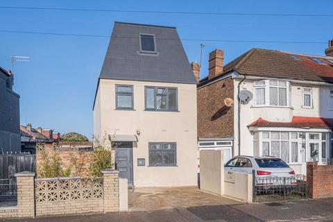 undefined, Bond Road, Mitcham, CR4
